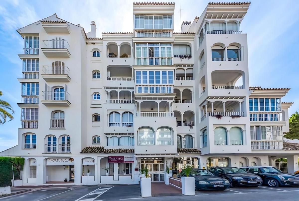 Modern 1br Walk To Beach, Casino & Puerto Banus *