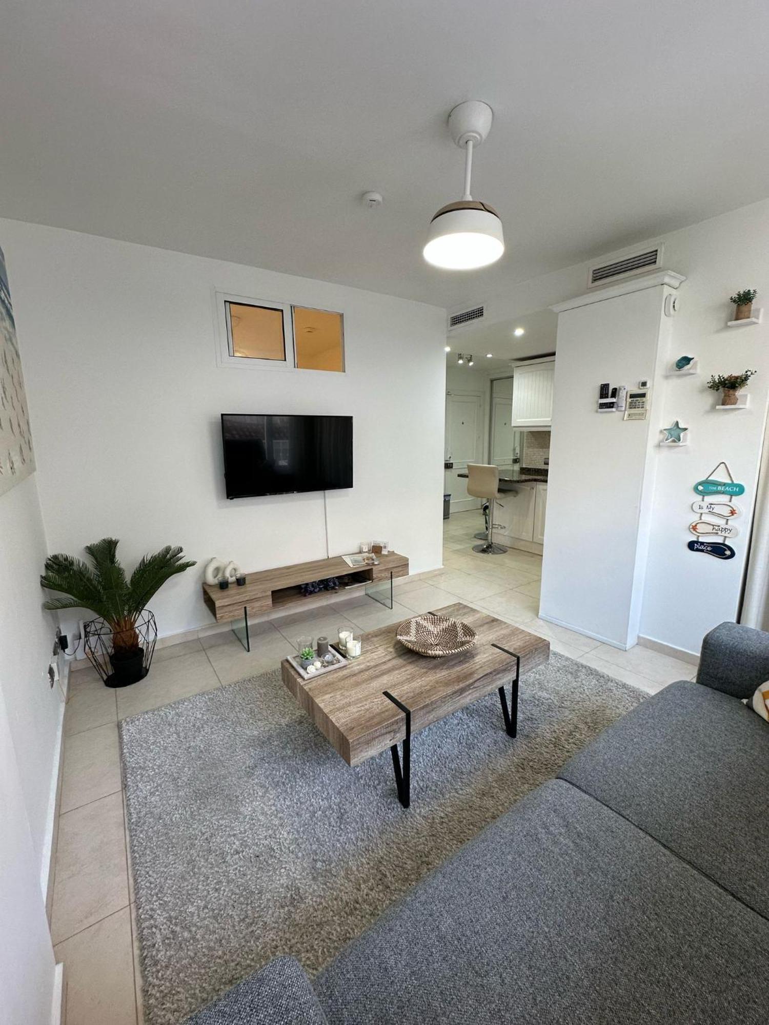 Modern 1br Walk To Beach, Casino & Puerto Banus * Marbella