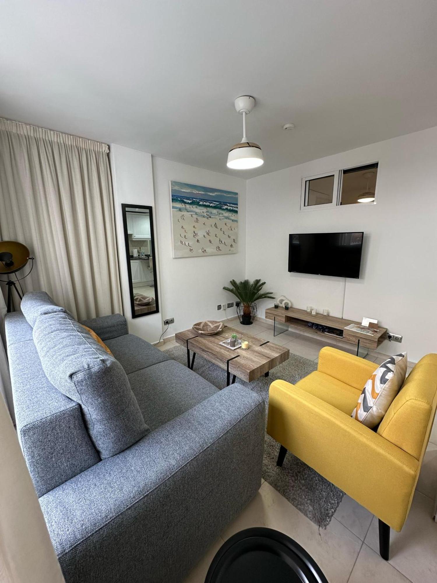 Modern 1br Walk To Beach, Casino & Puerto Banus Apartment Marbella