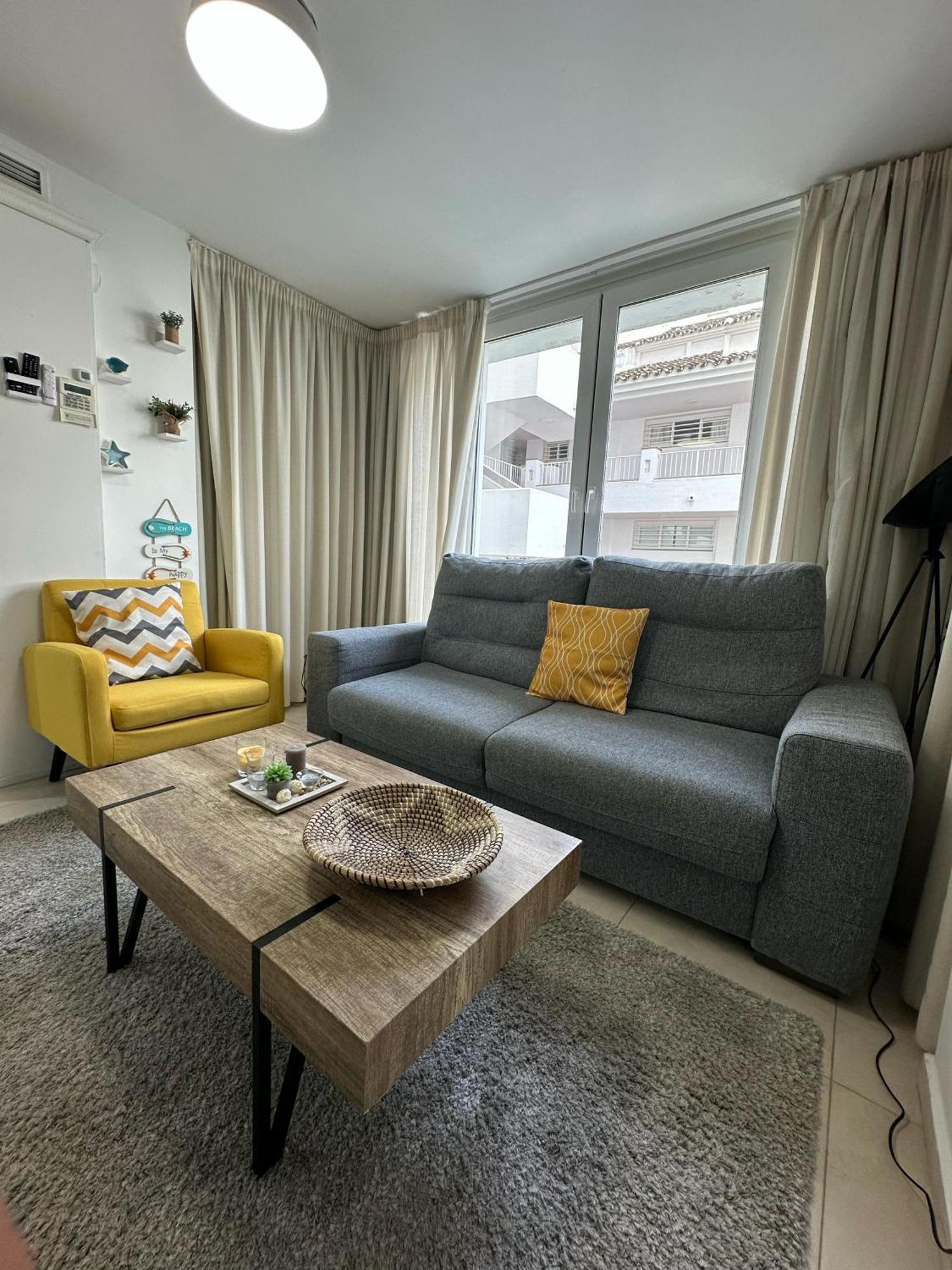 Modern 1br Walk To Beach, Casino & Puerto Banus Appartamento Marbella
